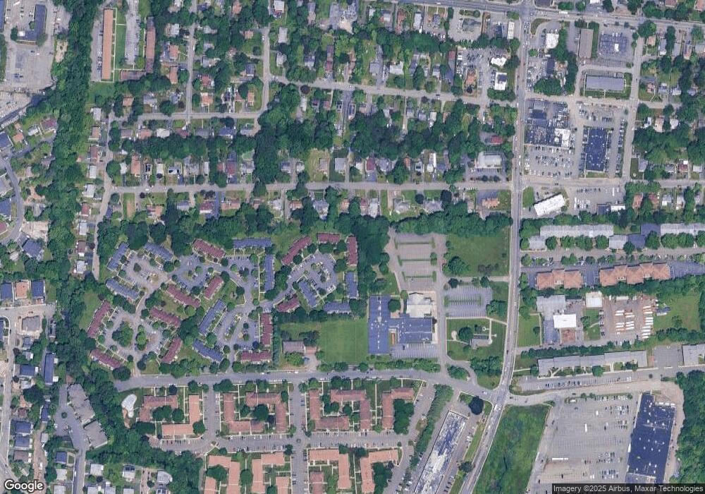 135 Creekside Cir unit 19B, Spring Valley, NY 10977 - photo 1