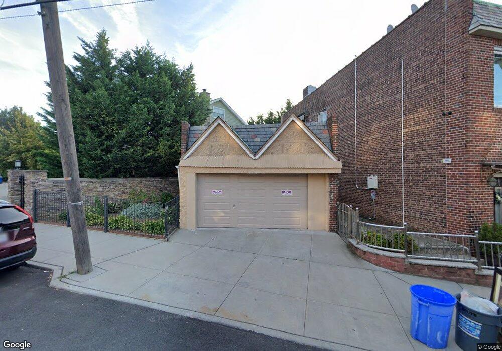 5437 66th St, Flushing, NY 11378 - photo 1