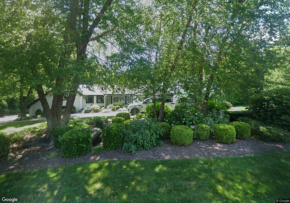 5 Cedar Ln, Port Washington, NY 11050 - photo 1