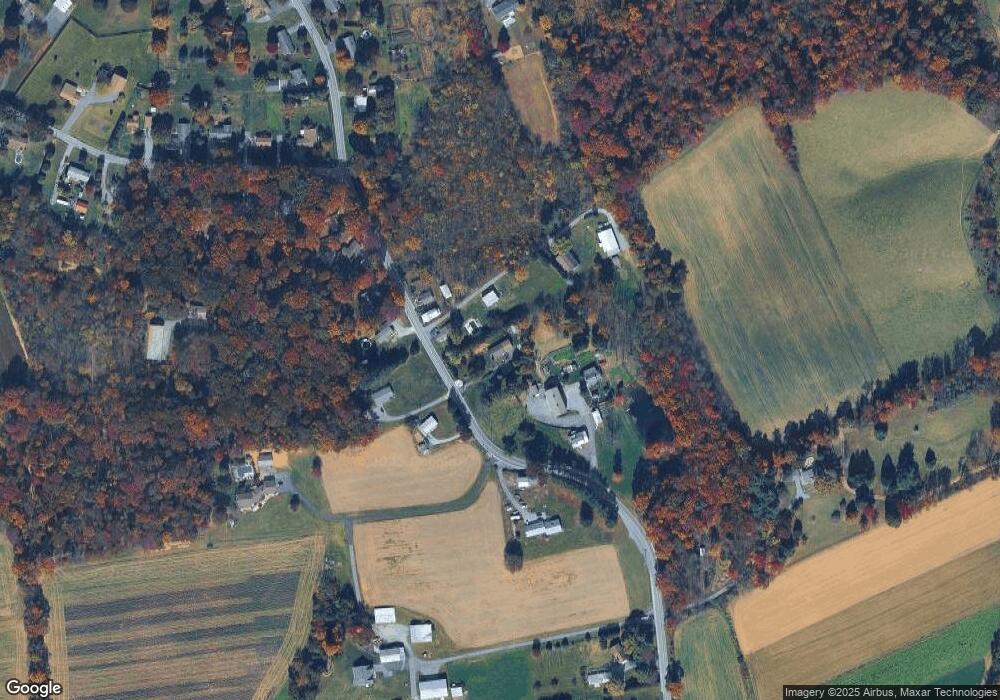 820 Hilltop Rd, Myerstown, PA 17067 - photo 1