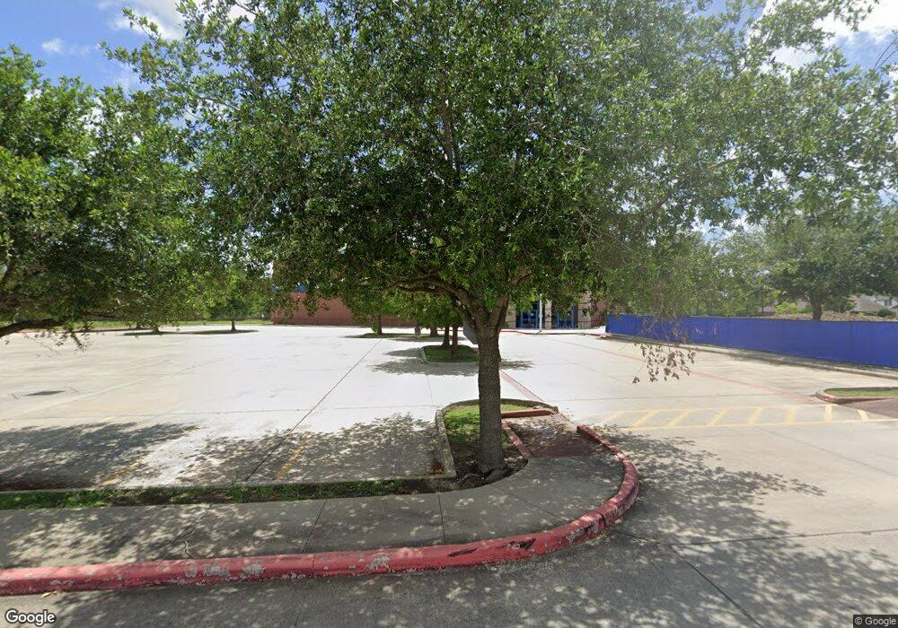 1115 Falling Leaf Dr, Friendswood, TX 77546 - photo 1