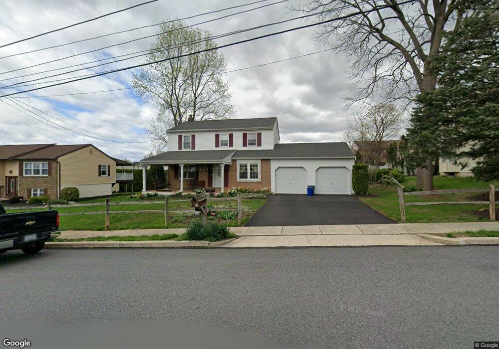 1125 Whitner Rd, Reading, PA 19605 - photo 1