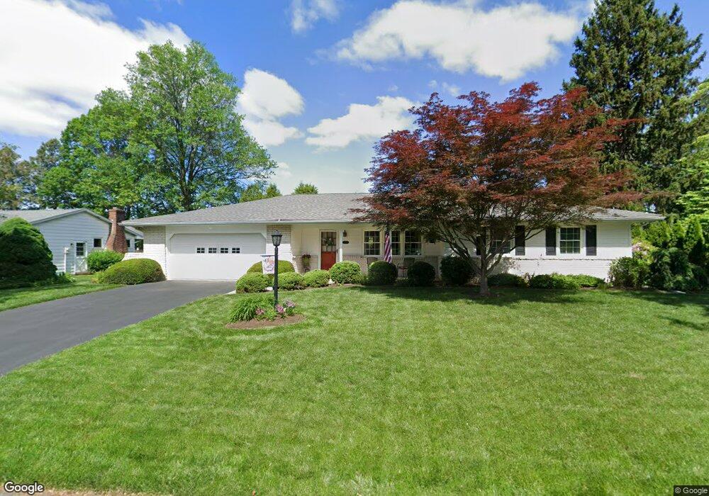 6019 Club House Ln, Allentown, PA 18106 - photo 1