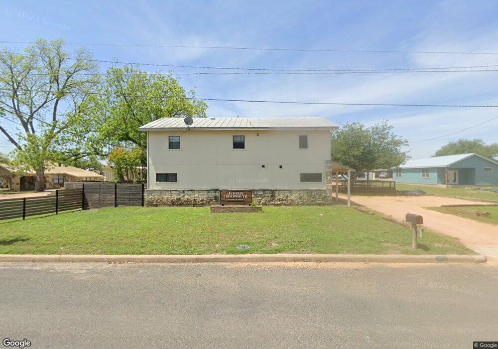 113 E Grothe St, Fredericksburg, TX 78624 - photo 1