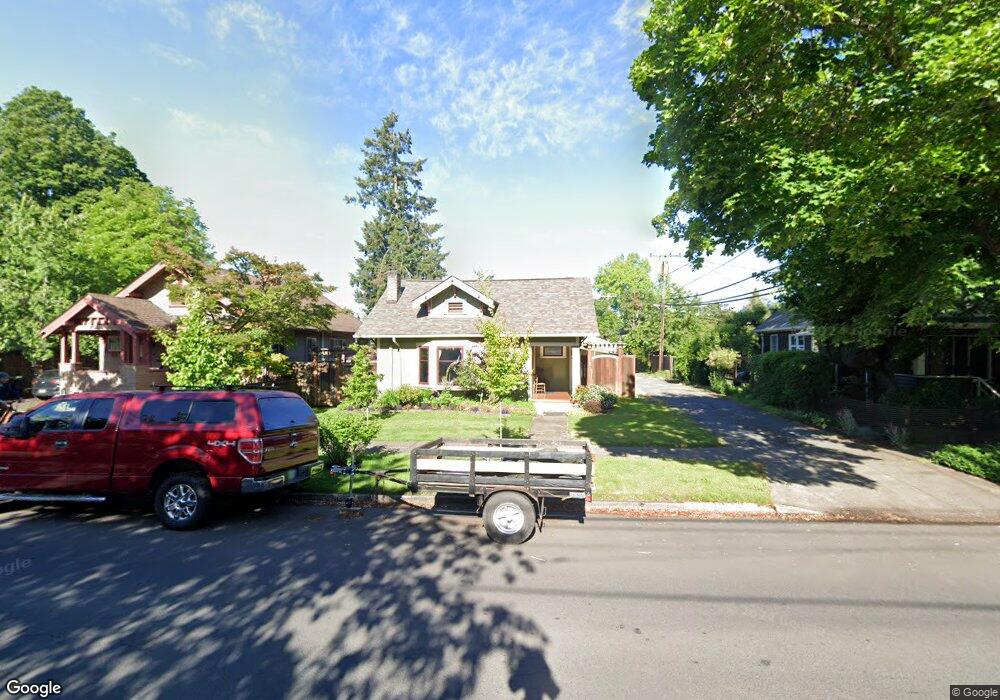 1058 Monroe St, Eugene, OR 97402 - photo 1