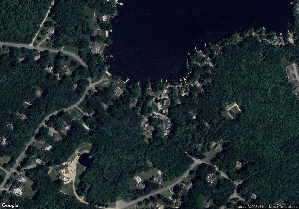 8 Tabor Rd, Hampstead, NH 03841 - photo 1