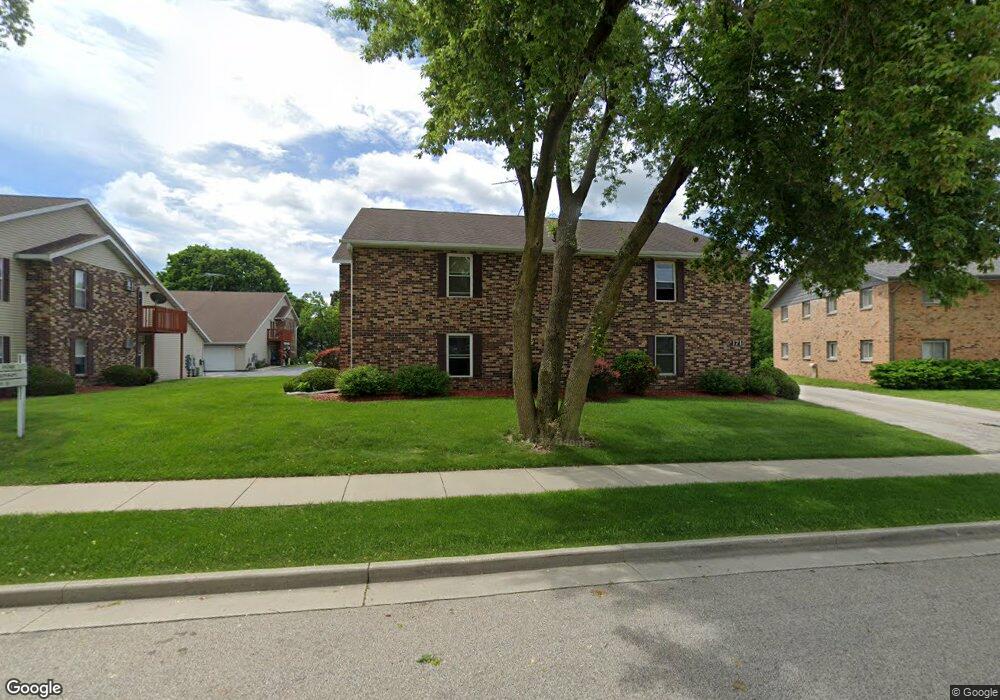 171 Maple Ave S unit 2, Slinger, WI 53086 - photo 1
