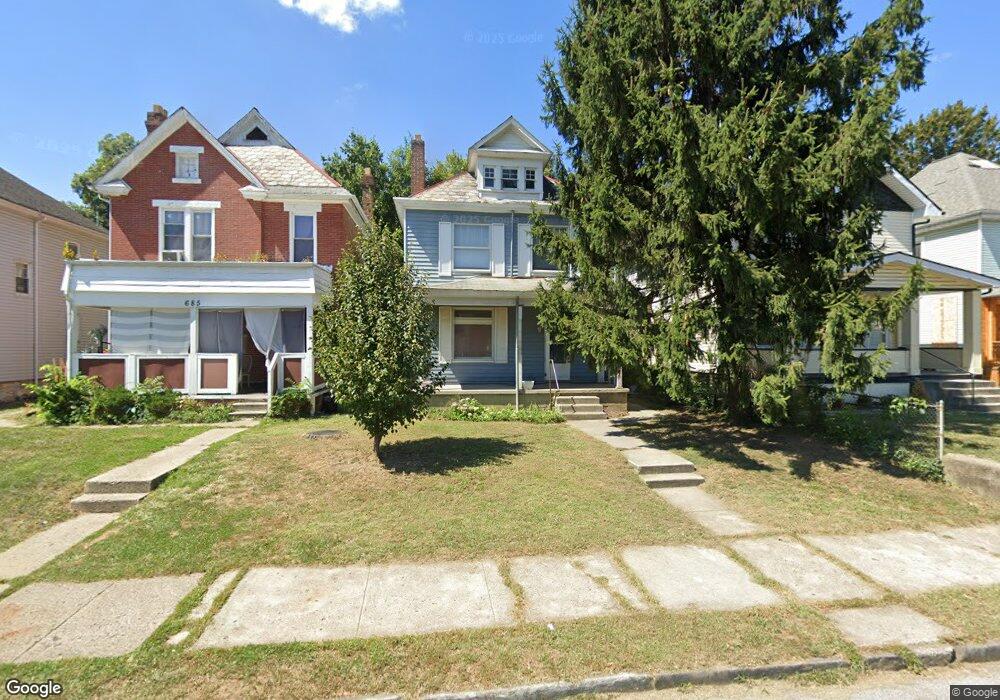 681 Carpenter St, Columbus, OH 43205 - photo 1