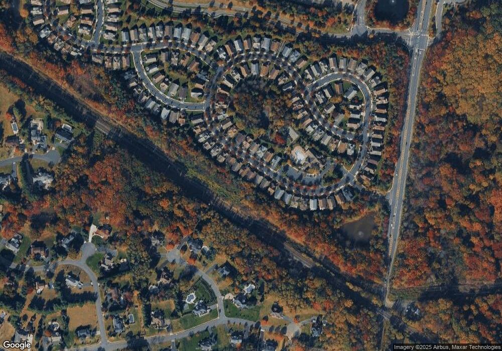 25 Londonberry Dr, Holmdel, NJ 07733 - photo 1