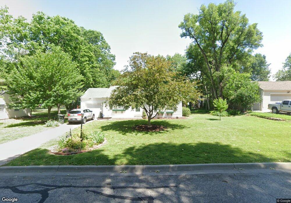 4212 SW Windsor Ct, Topeka, KS 66604 - photo 1