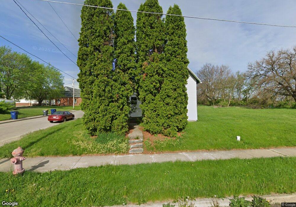 1529 Fairview St, Anderson, IN 46016 - photo 1