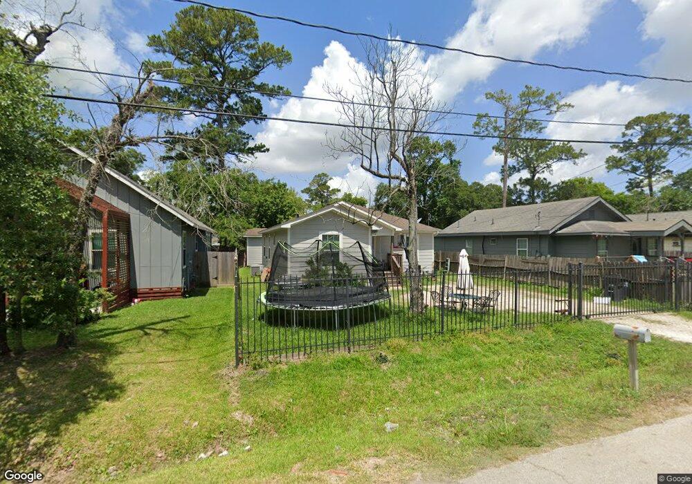 6705 Bethune Dr, Houston, TX 77091 - photo 1