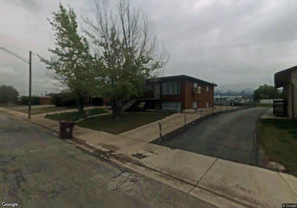 5856 S 2000 W unit B, Roy, UT 84067 - photo 1