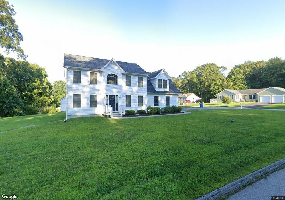 2 Dennis Dr, Uncasville, CT 06382 - photo 1