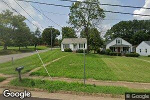 204 Hurt St, Chatham, VA 24531