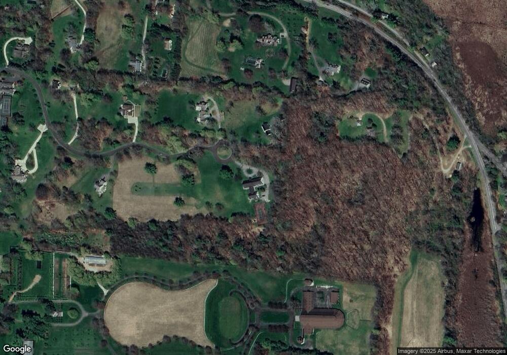 5 Great Elm Dr Unit 3, Out of Area, CT 06069 - photo 1