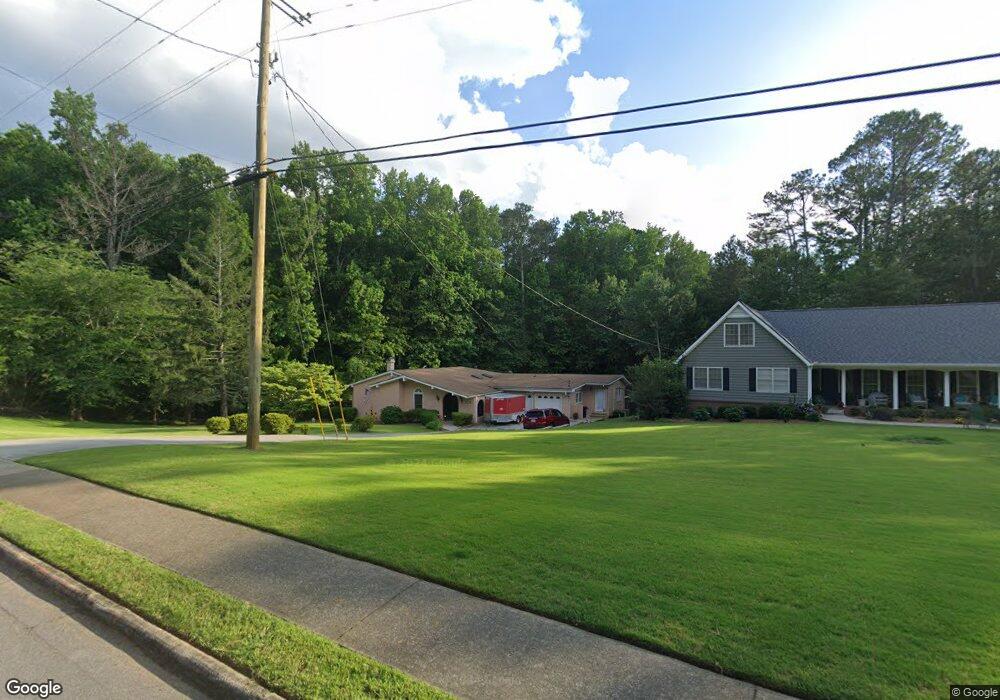 1018 Lake Charles Dr, Roswell, GA 30075 - photo 1