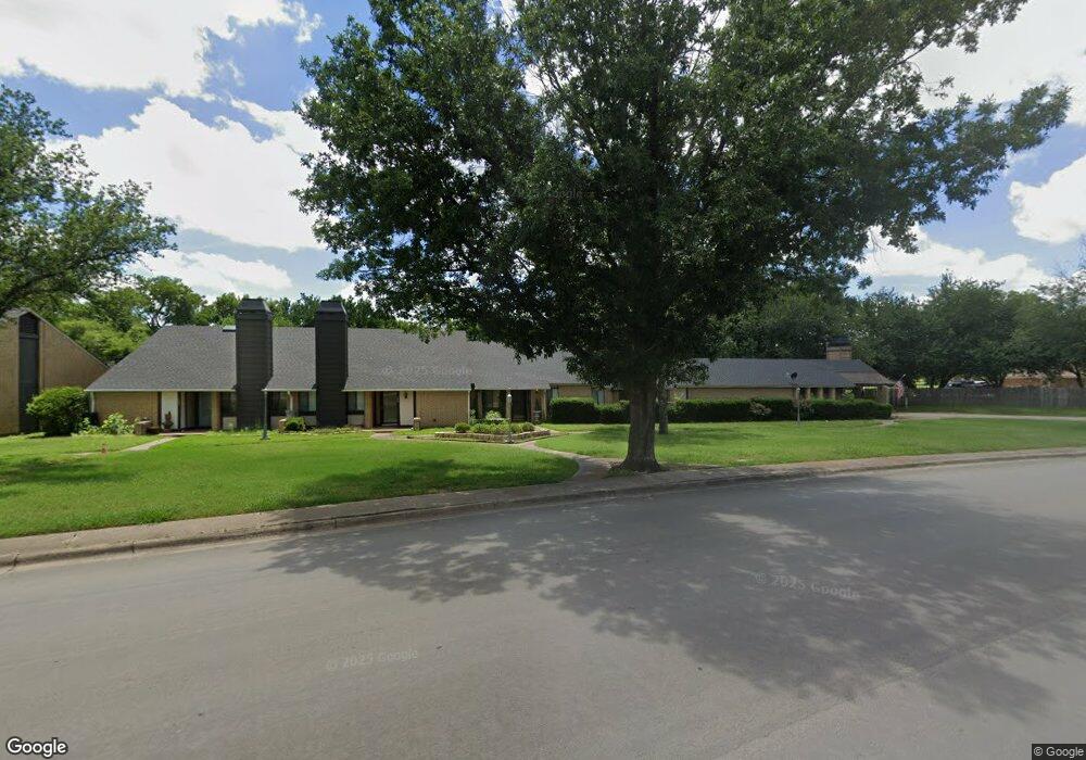801 W Russell Ave unit 201, Bonham, TX 75418 - photo 1
