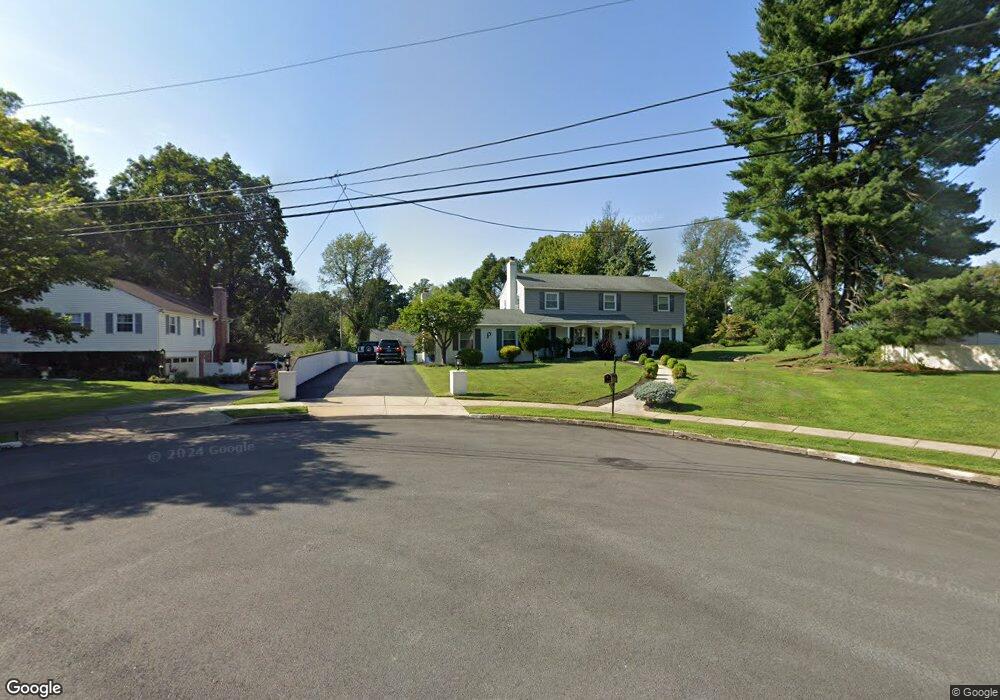 9 Kenny Cir, Broomall, PA 19008 - photo 1