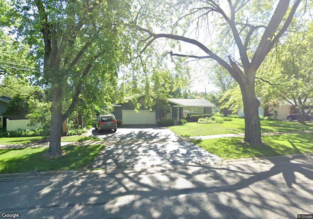 1208 Olympus Dr, Naperville, IL 60540 - photo 1