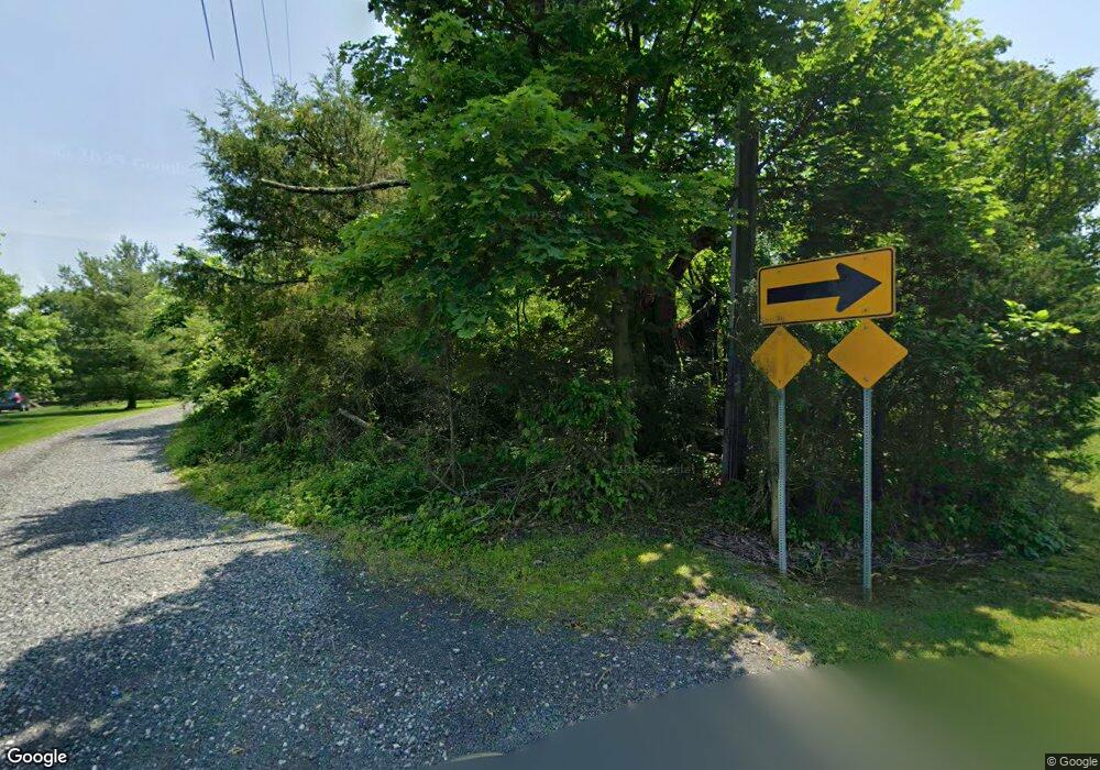 106 Colonial Dr, Perkiomenville, PA 18074 - photo 1