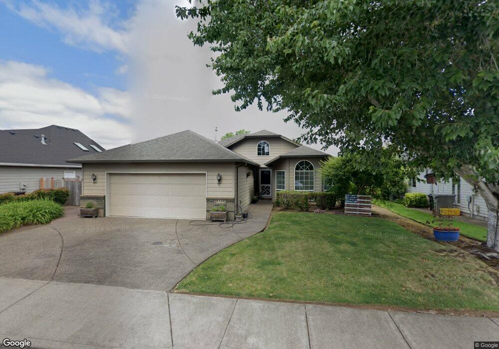 1320 SE 8th Ave, Canby, OR 97013 - photo 1