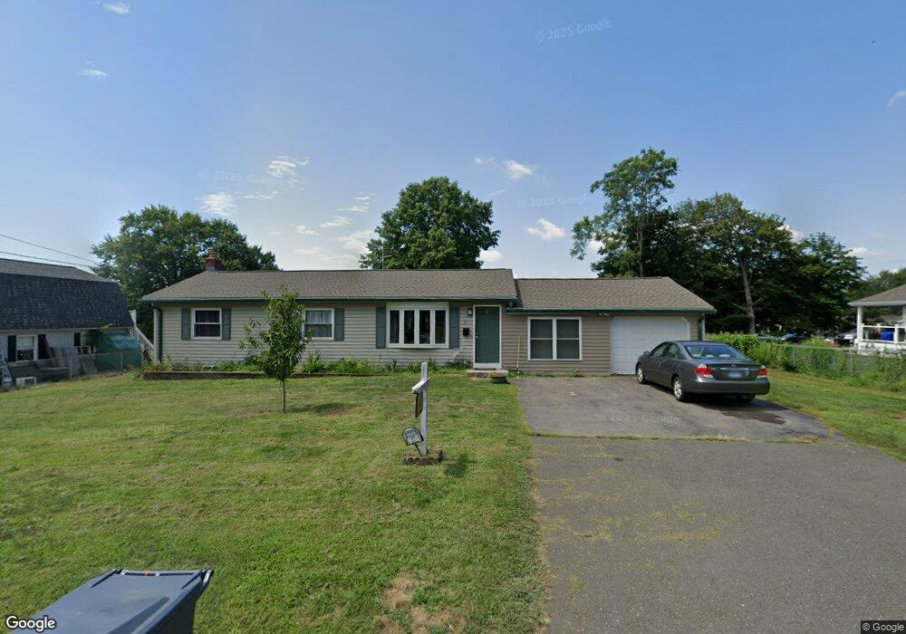 27 Willard Dr, Enfield, CT 06082 - photo 1