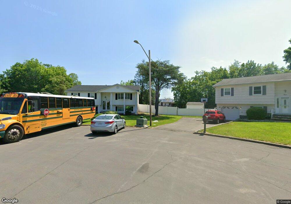 6 Eastpark Ct, Garnerville, NY 10923 - photo 1