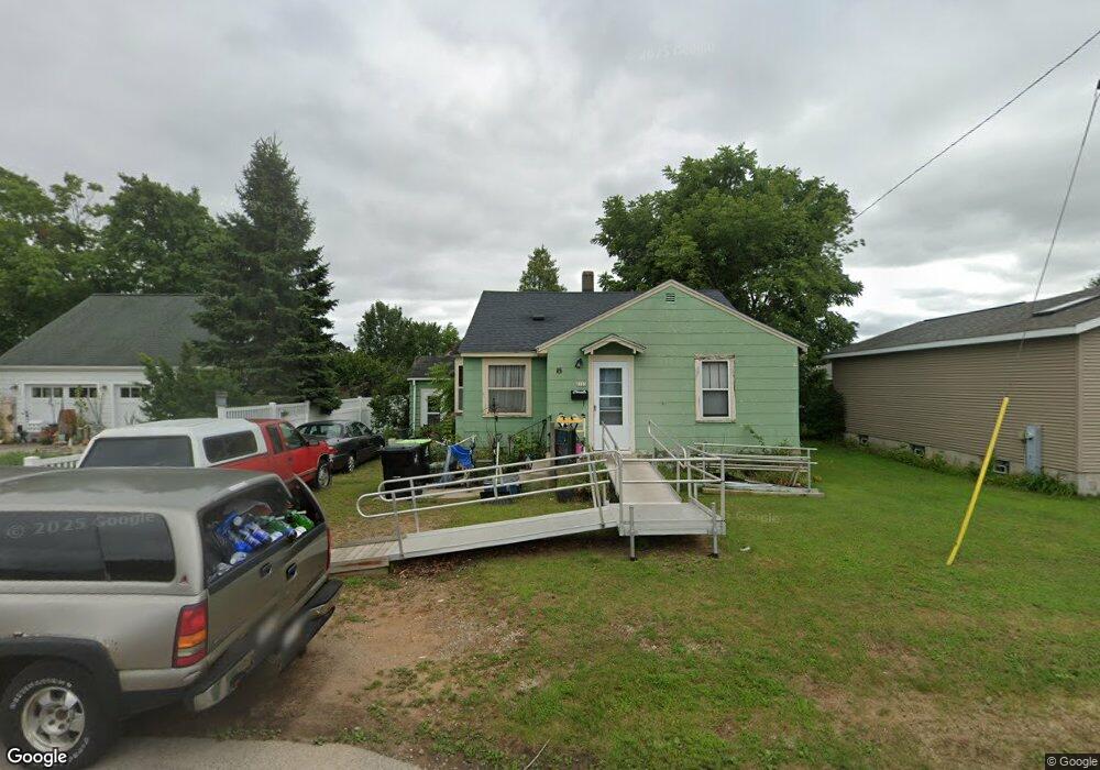 2113 15th Ave, Menominee, MI 49858 - photo 1