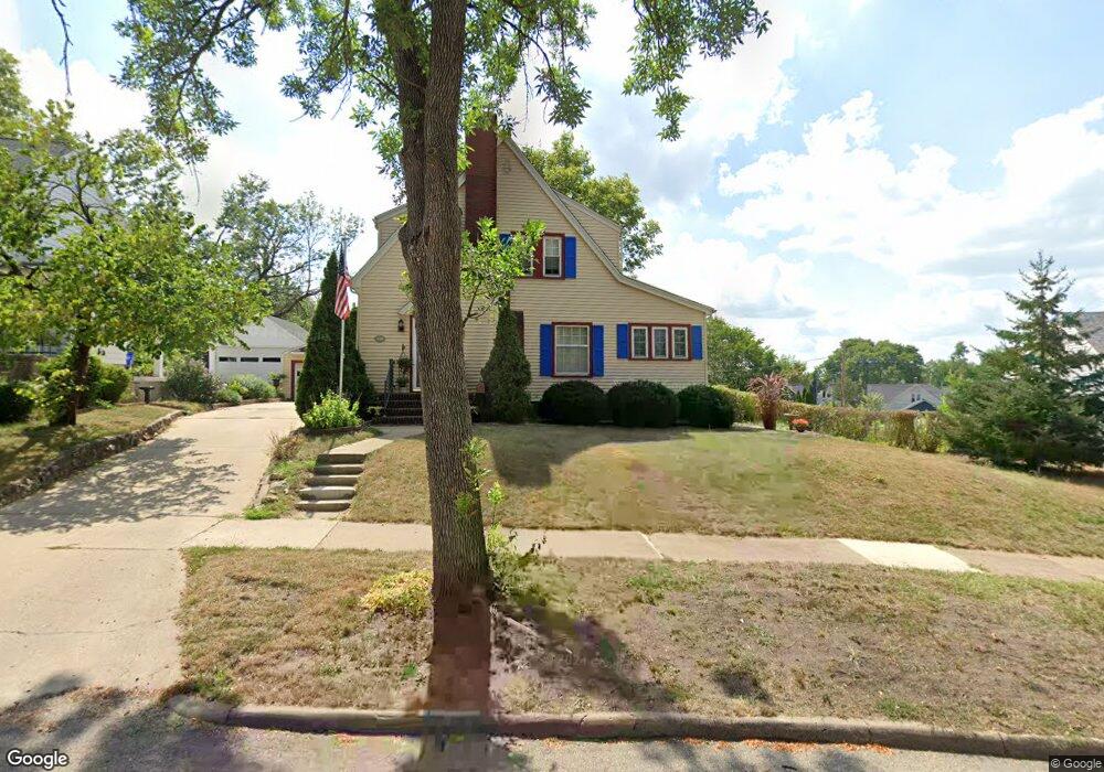 841 16th St SE, Cedar Rapids, IA 52403 - photo 1