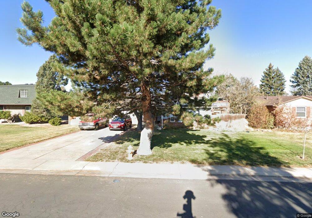 433 Oswego Ct, Aurora, CO 80010 - photo 1