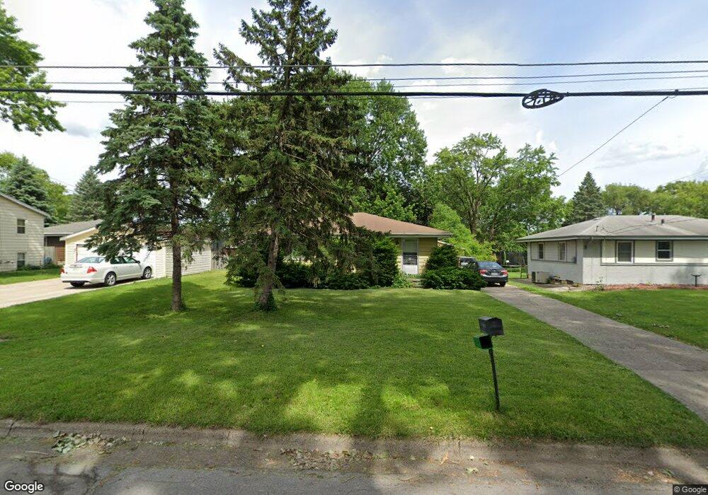 3931 E 28th St, Des Moines, IA 50317 - photo 1