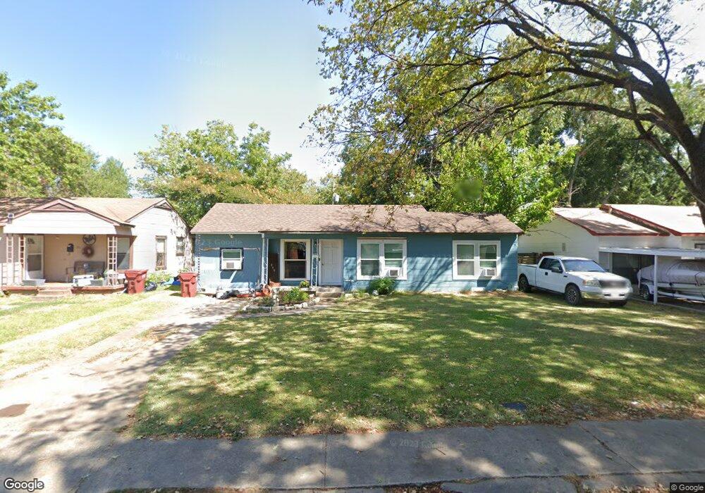 205 E Boyd St, Bonham, TX 75418 - photo 1