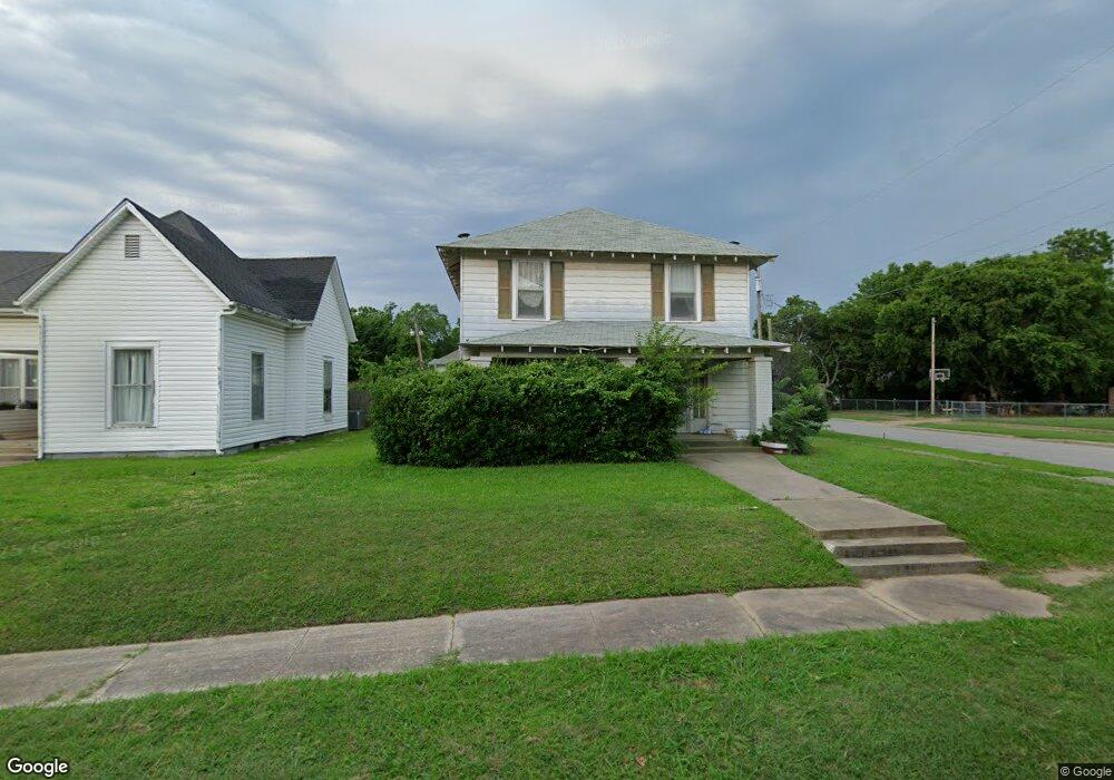 329 B St NW unit 1, Ardmore, OK 73401 - photo 1