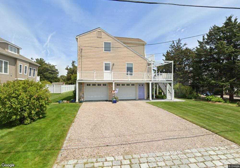 25 Fishermans Ave, Westerly, RI 02891 - photo 1