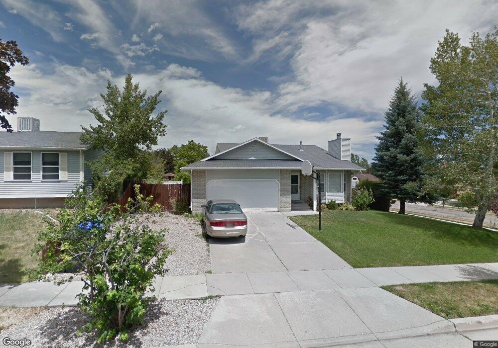 5082 Fuchsia Cir, West Jordan, UT 84081 - photo 1