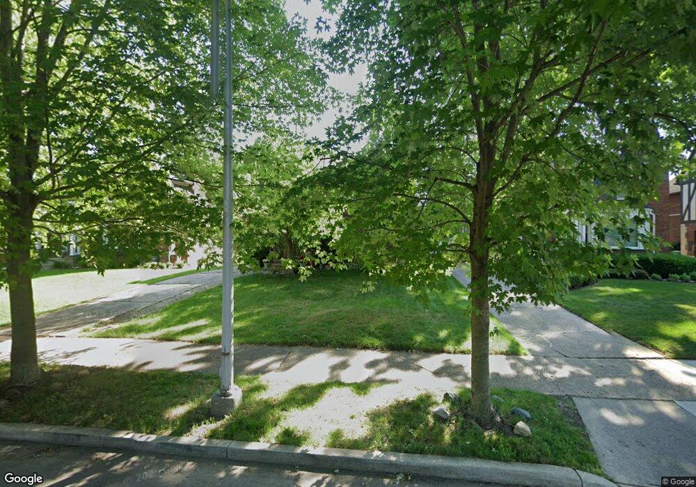 728 Trombley Rd, Grosse Pointe Park, MI 48230 - photo 1