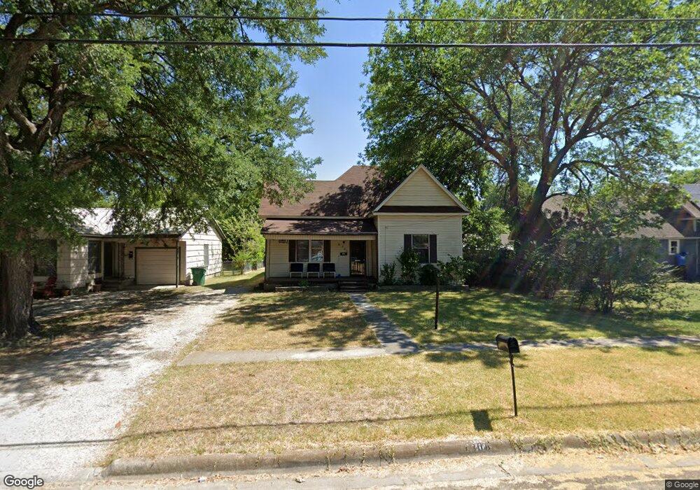 1308 Truelove St, Gainesville, TX 76240 - photo 1
