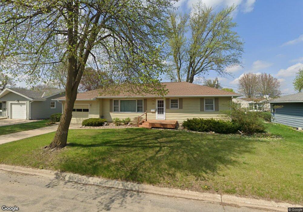 319 Glenn Rd, Albert Lea, MN 56007 - photo 1