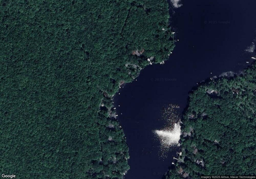 486 W Shore Dr, Hawley, PA 18428 - photo 1