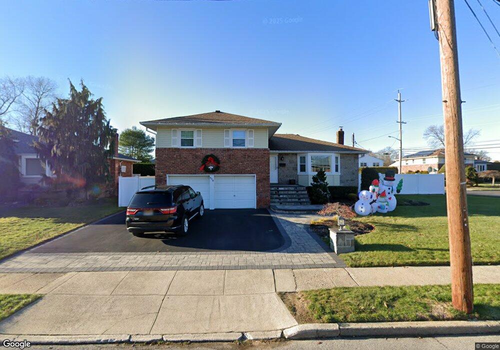 938 Mark Dr, North Bellmore, NY 11710 - photo 1