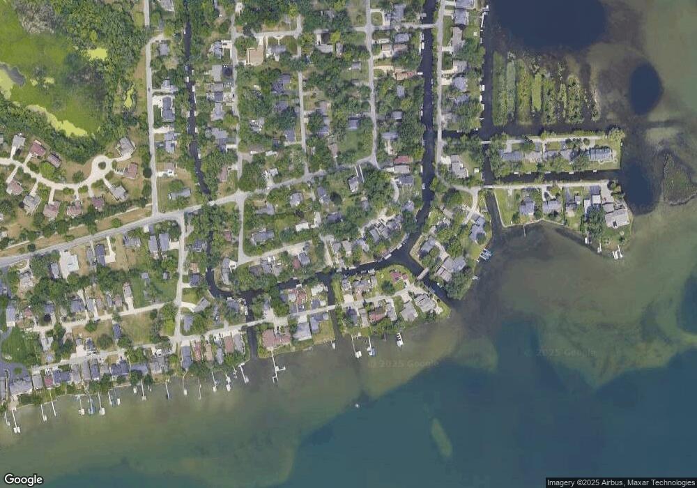 4715 Mapleview Ave, West Bloomfield, MI 48324 - photo 1