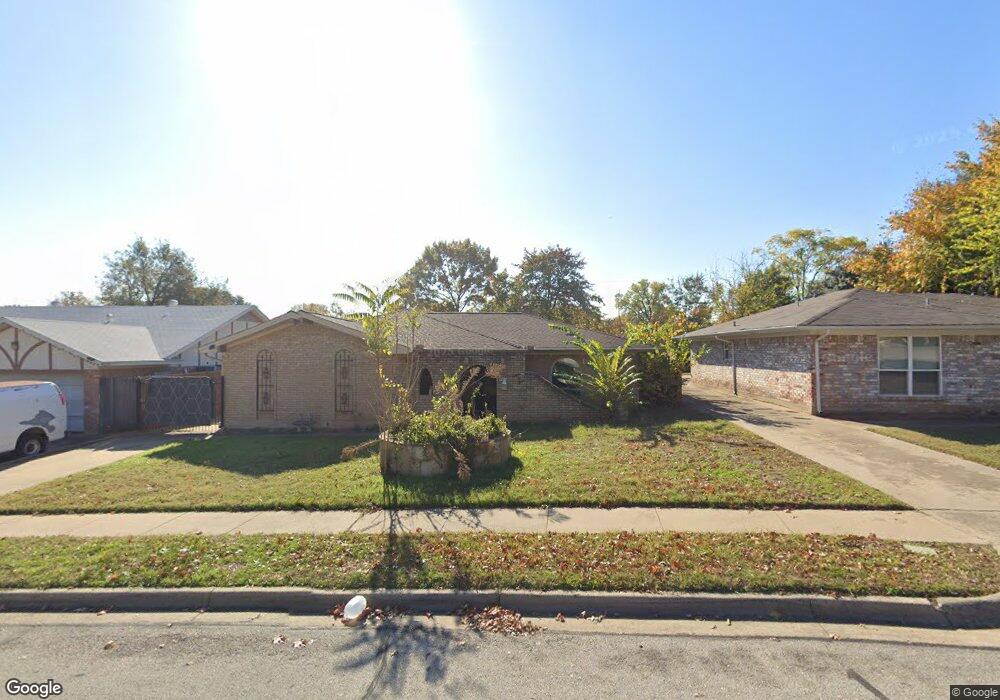 1504 Lexington Place, Bedford, TX 76022 - photo 1