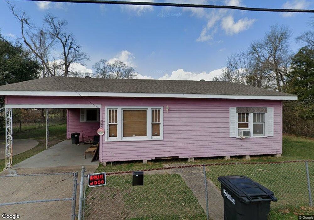 305 Johnson Aly, New Iberia, LA 70563 - photo 1