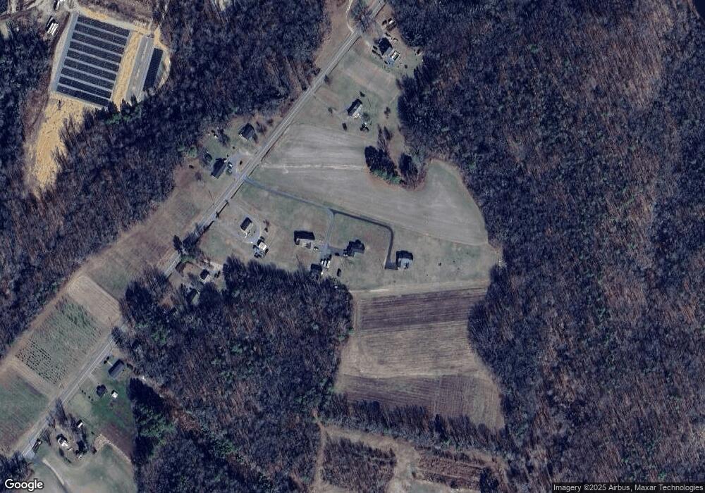 4868 Leedstown Rd, Colonial Beach, VA 22443 - photo 1