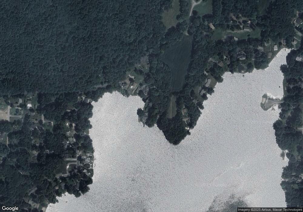 66 Lake View Dr, Woodstock, CT 06281 - photo 1