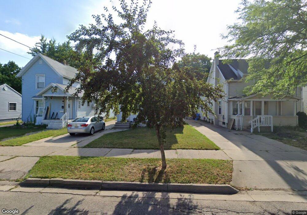 740 N Jenison Ave, Lansing, MI 48915 - photo 1