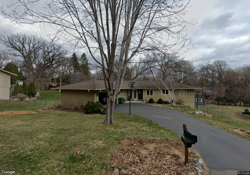 4743 Coventry Rd E, Minnetonka, MN 55345 - photo 1