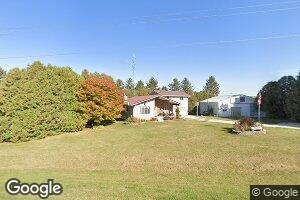 3256 Pole Line Rd, Cresco, IA 52136