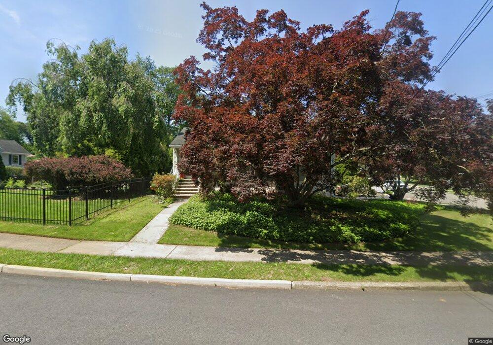 8 Heather Ln, Bloomingdale, NJ 07403 - photo 1